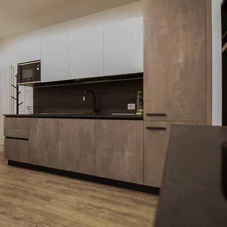 Clessidra1 Monolocale A 300m Bernina Express *